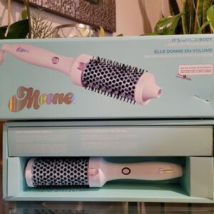 MANE It's Giving Body Large Hot Thermal Round Brush Salon Blowout 45MM 1.77"